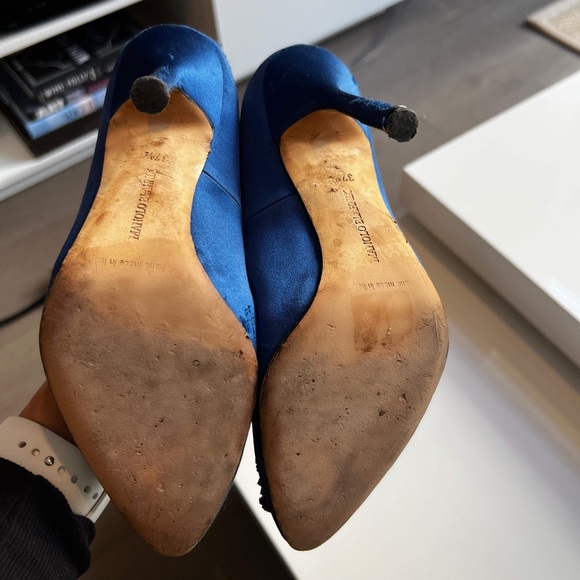 Manolo Blahnik Hangisi - Picture 6 of 12